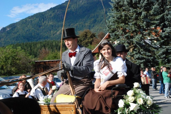 Umzug beim XV. Käsefestival in Kötschach-Mauthen