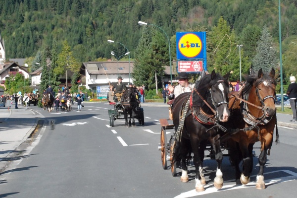 Umzug beim XV. Käsefestival in Kötschach-Mauthen