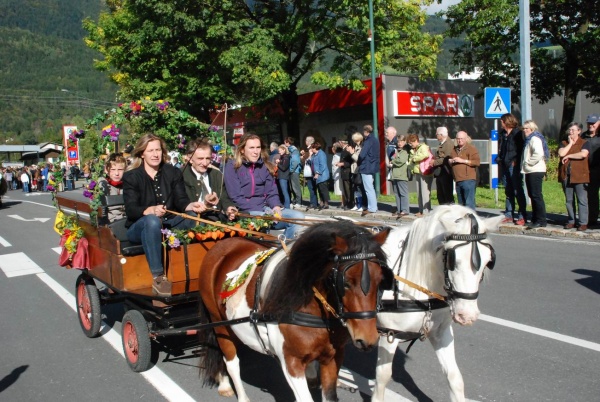 Umzug beim XV. Käsefestival in Kötschach-Mauthen