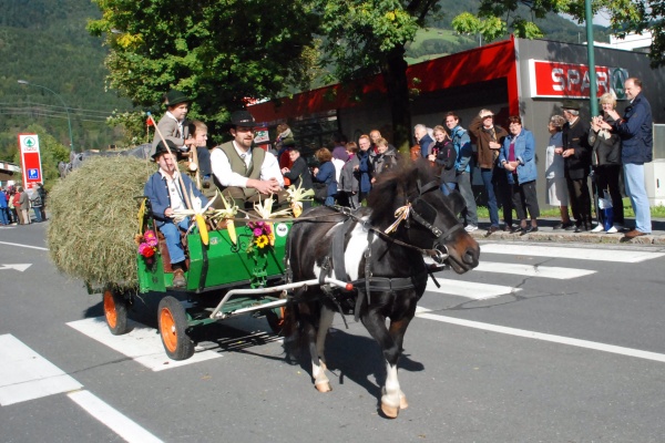 Umzug beim XV. Käsefestival in Kötschach-Mauthen