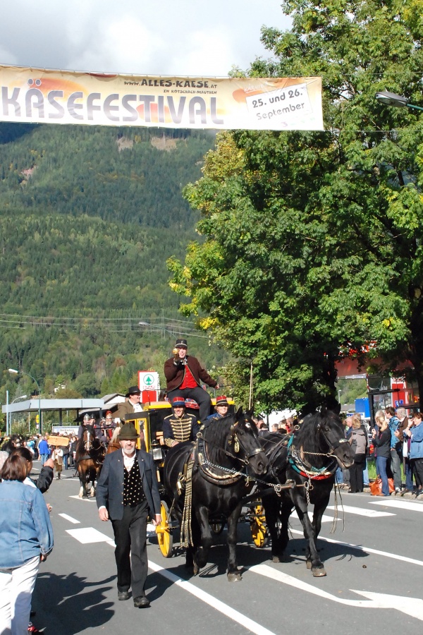 Umzug beim XV. Käsefestival in Kötschach-Mauthen